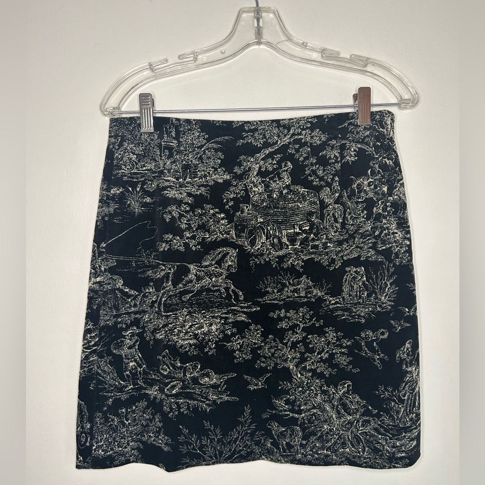 Vintage Anne Taylor black and white patterned corduroy mini skirt, Women’s 8